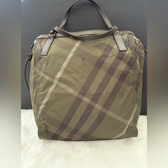 BURBERRY NYLON TOTE - Picture 2 of 8